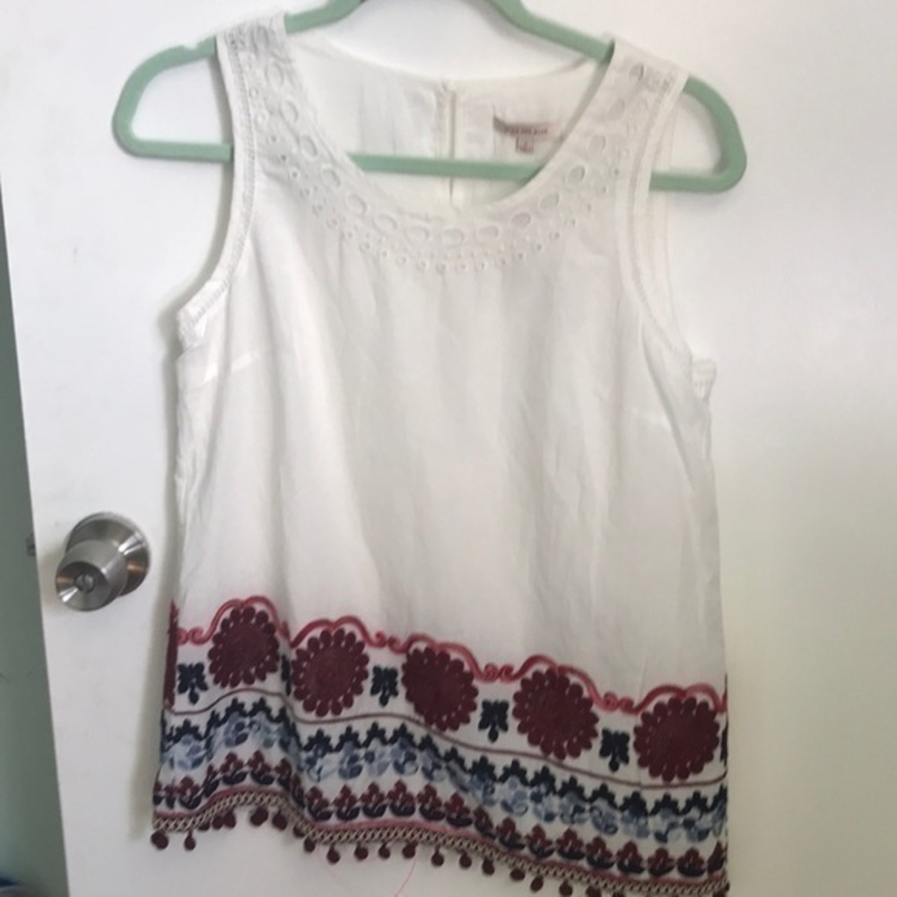 Skies Are Blue sleeveless top